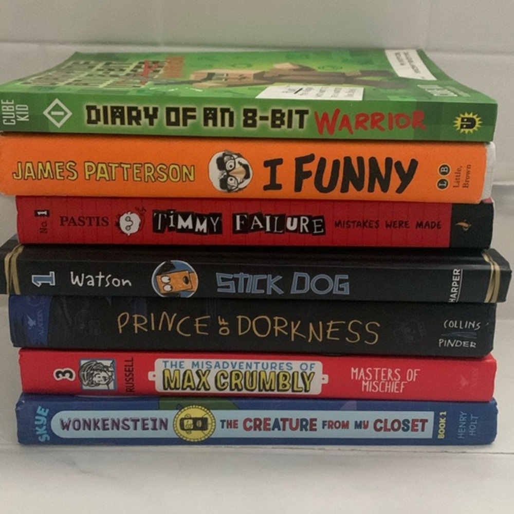 7 illustrated fiction books all different